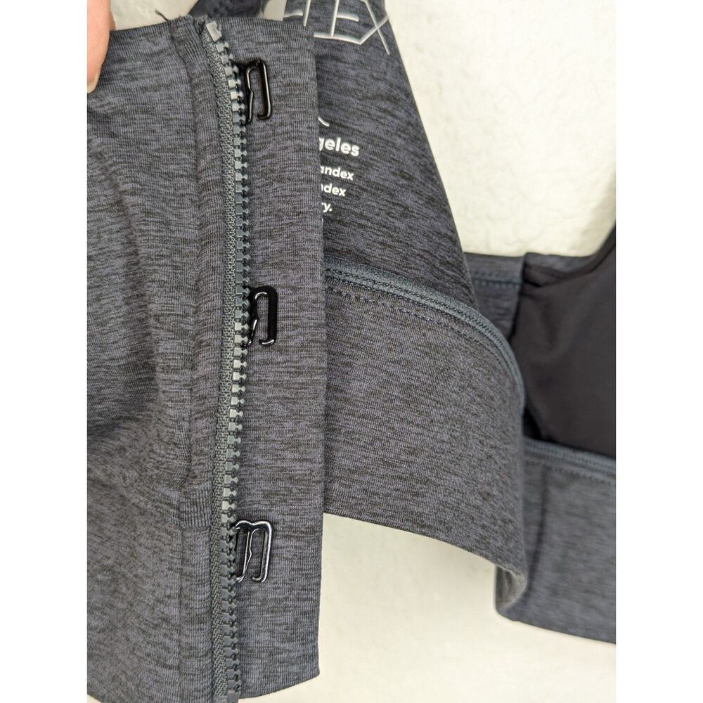 EUC Popflex Zip Front Sports Bra Size S Heather Gray Supportive Workout - Picture 8 of 8